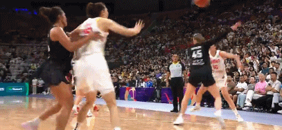 华体会官网-状态火热！韩旭登场15分钟6中5得到10分5篮板