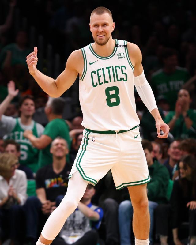 华体会官网-绿军核武器复出！波神20分3盖帽改变胜负天平